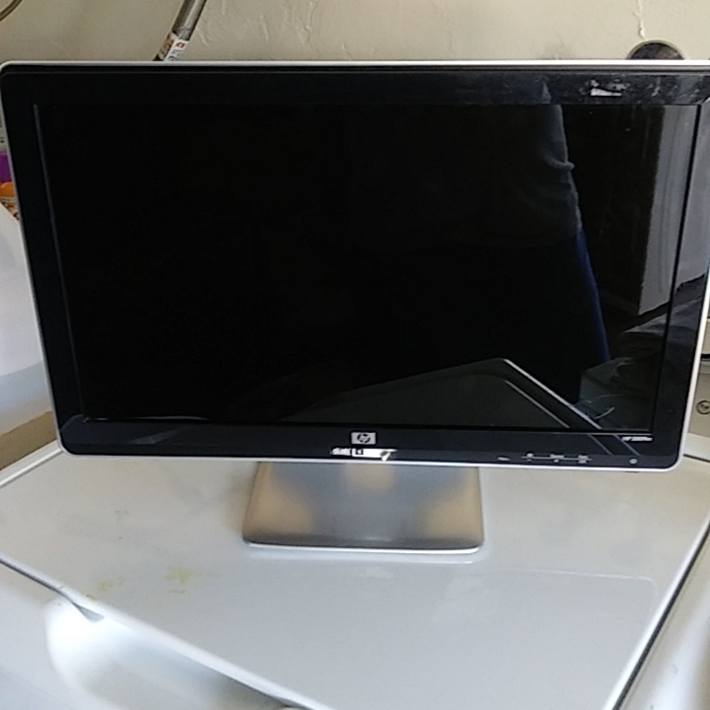 HP 21 inch Monitor